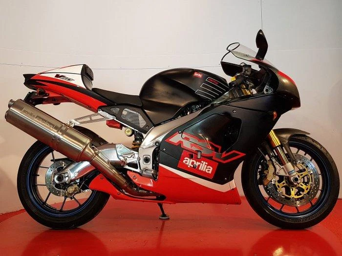 Aprilia RSV 1000 Mille (2001)