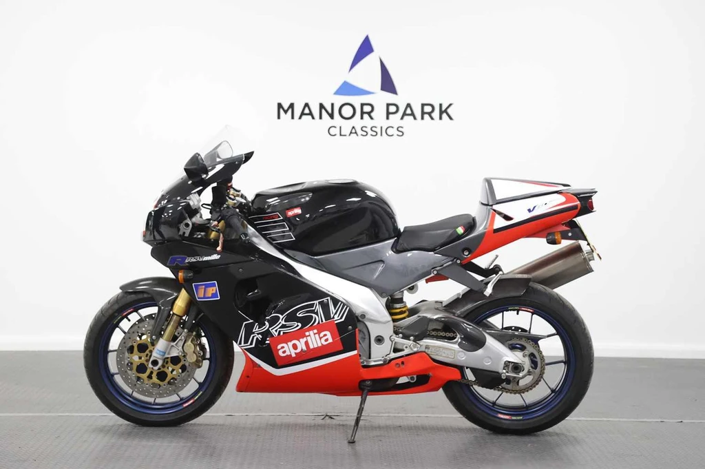 Aprilia RSV 1000 Mille R Haga Replica (2001)