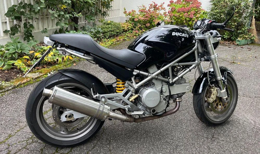 Ducati Monster 620ieS (2001)