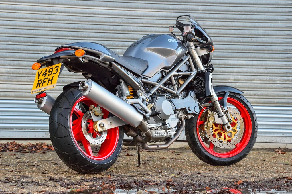 Ducati Monster S4 (2001)