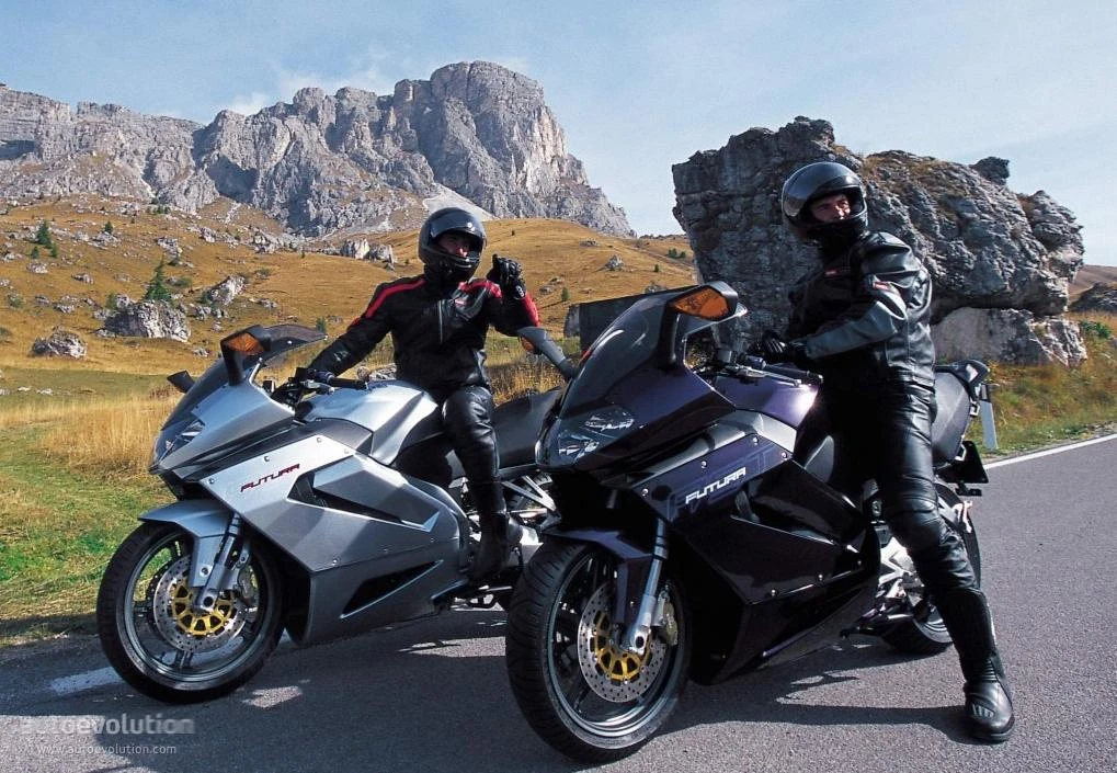 Aprilia RST 1000 Futura (2002)