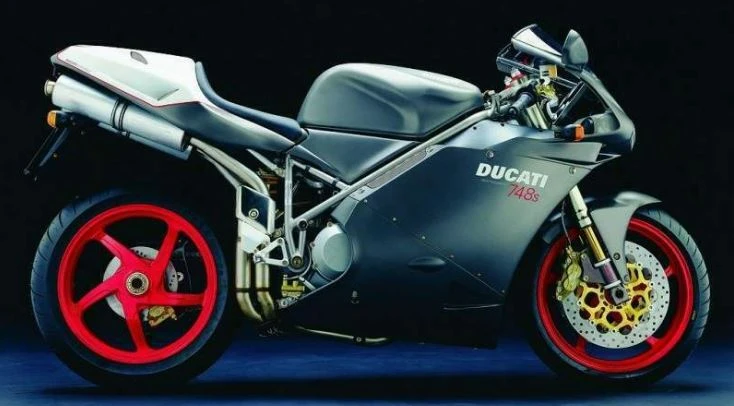 Ducati 748S (2002)