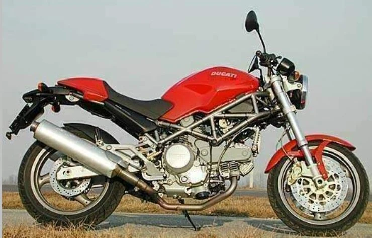 Ducati Monster 750 (2002)