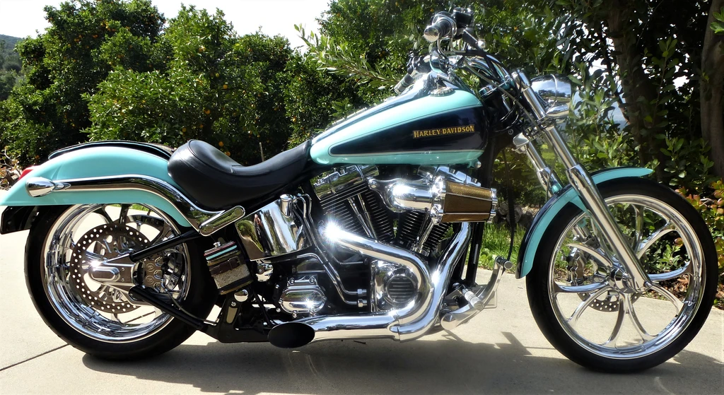 Harley Davidson FXSTD/I Softail Deuce (2002 - 2004)