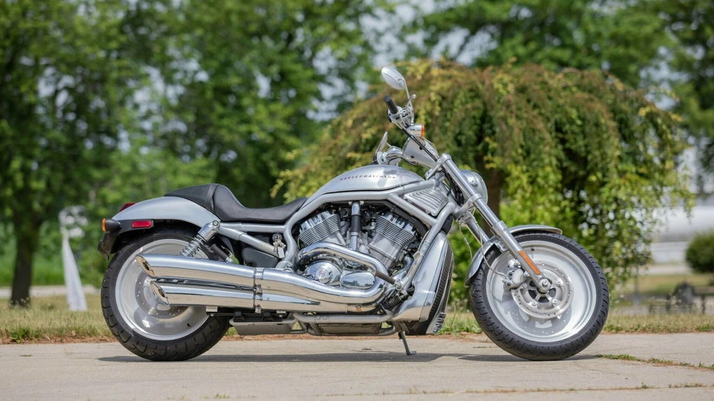 Harley Davidson VRSCA V-Rod (2002 - 2003)