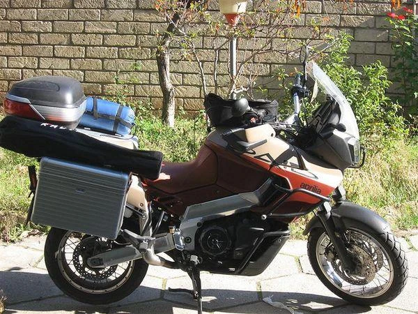Aprilia ETV 1000 Caponord Rally Raid (2003)