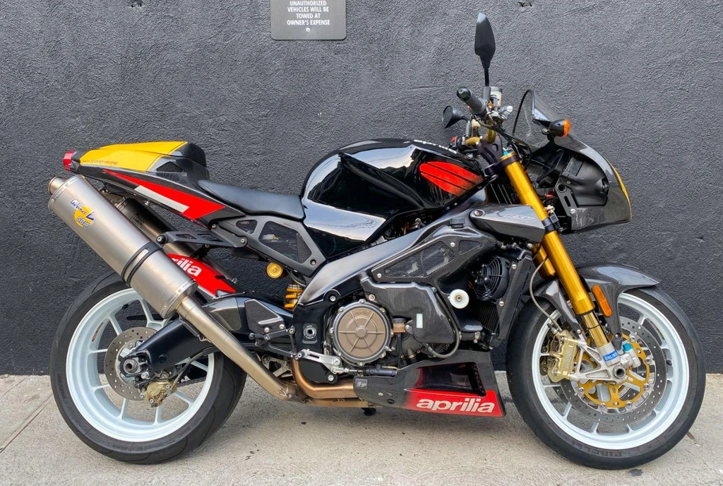 Aprilia Tuono 1000R Racing (2003)