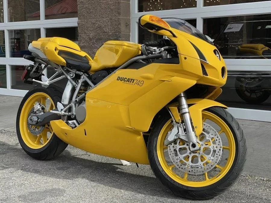 Ducati 749 (2003)