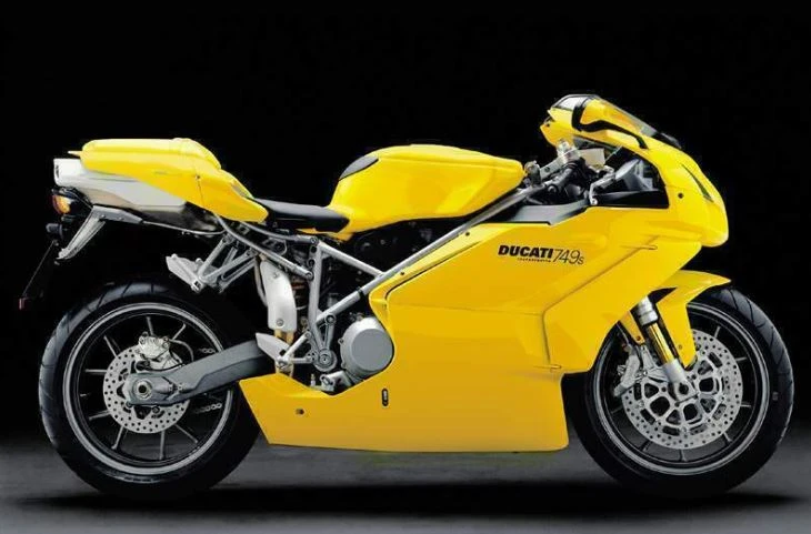 Ducati 749S (2003)