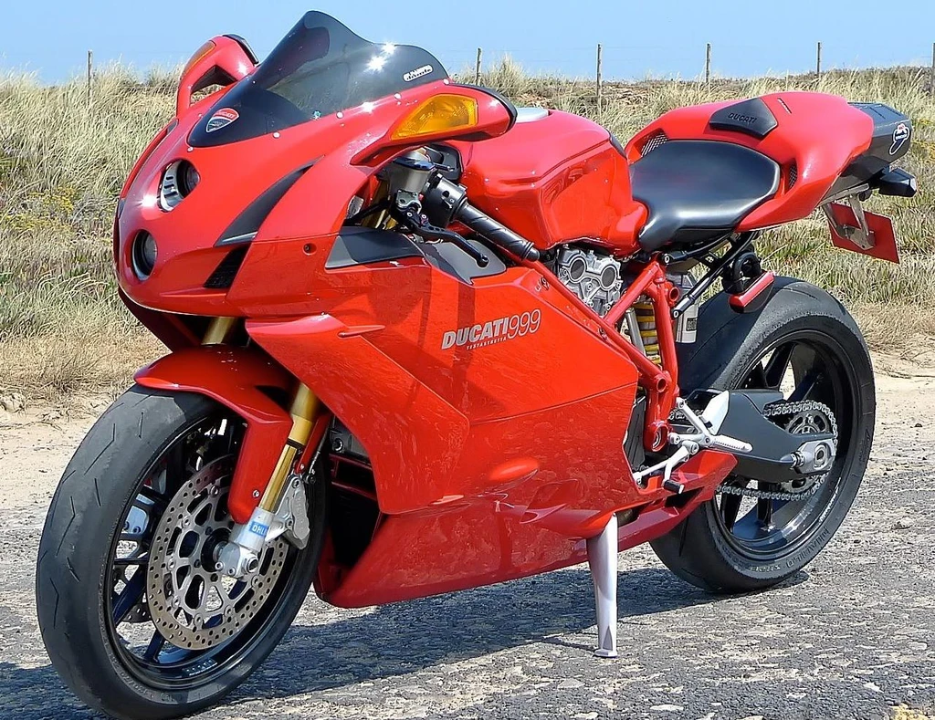 Ducati 999 (2003)