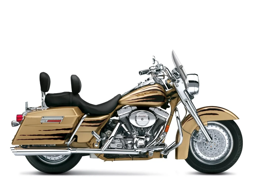 Harley Davidson FLHR-SE2 Screaming Eagle Road King CVO (2003)