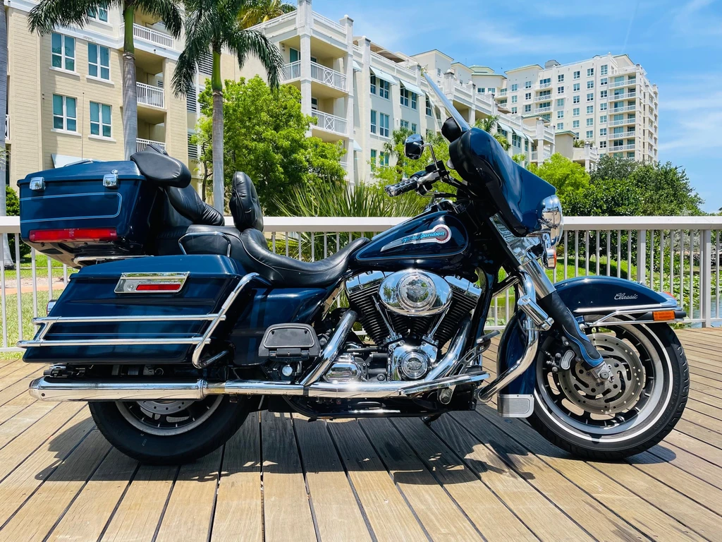 Harley Davidson FLHTC/I Electra Glide Classic (2003 - 2004)