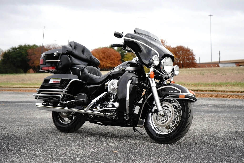 Harley Davidson FLHTCU/I Electra Glide Ultra Classic (2003 - 2004)