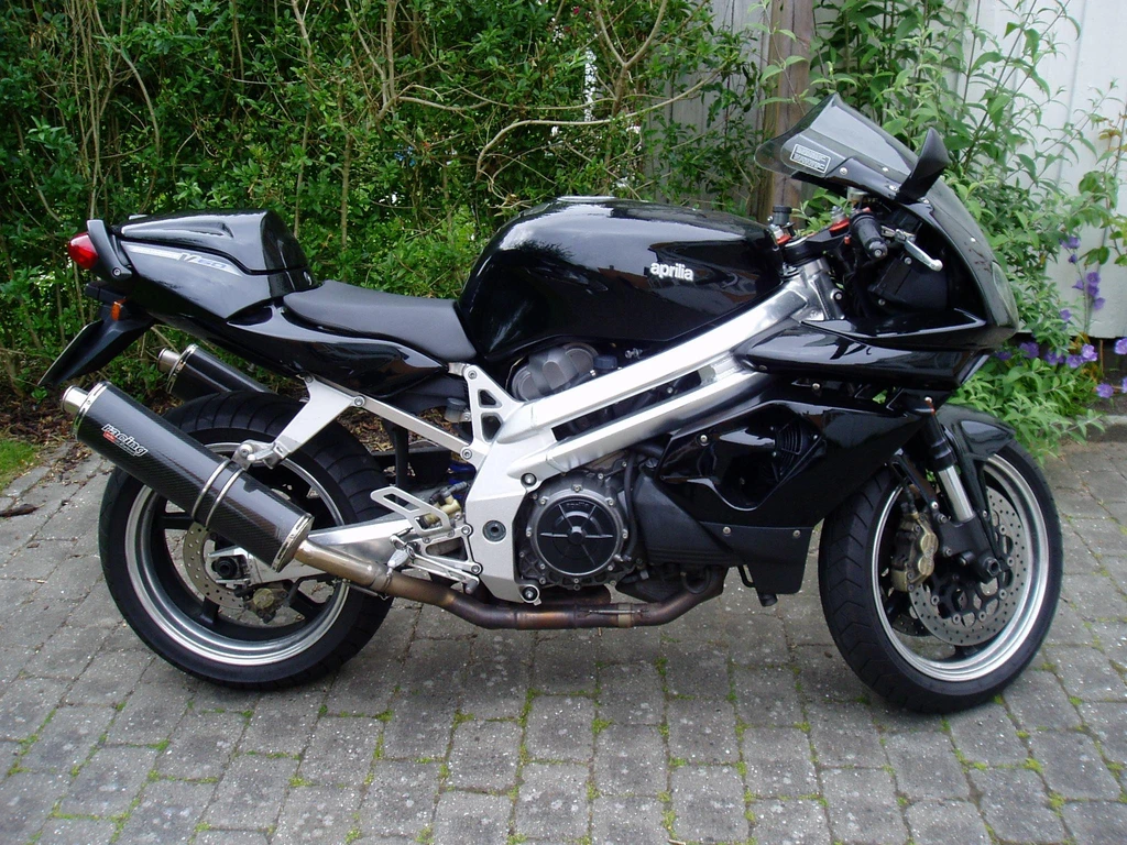Aprilia SL 1000 Falco (2004 - 2005)