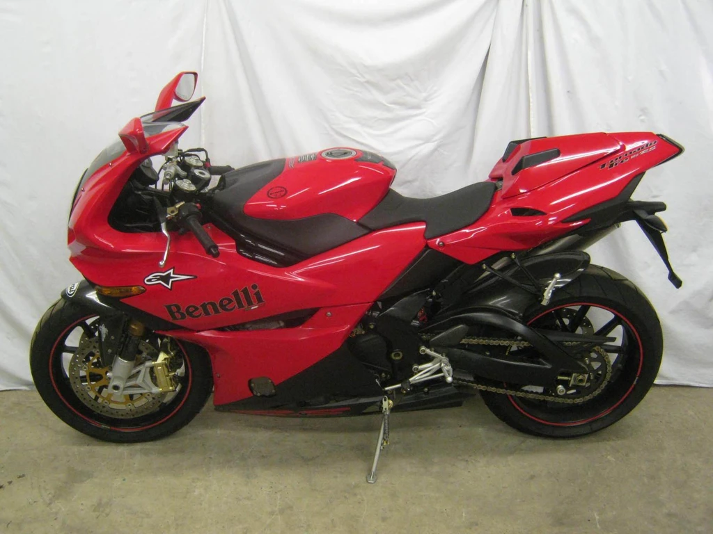 BenelliTornadoTre 900RS (2004 - 2005)