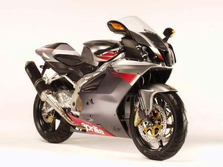 Aprilia RSV 1000R (2004)