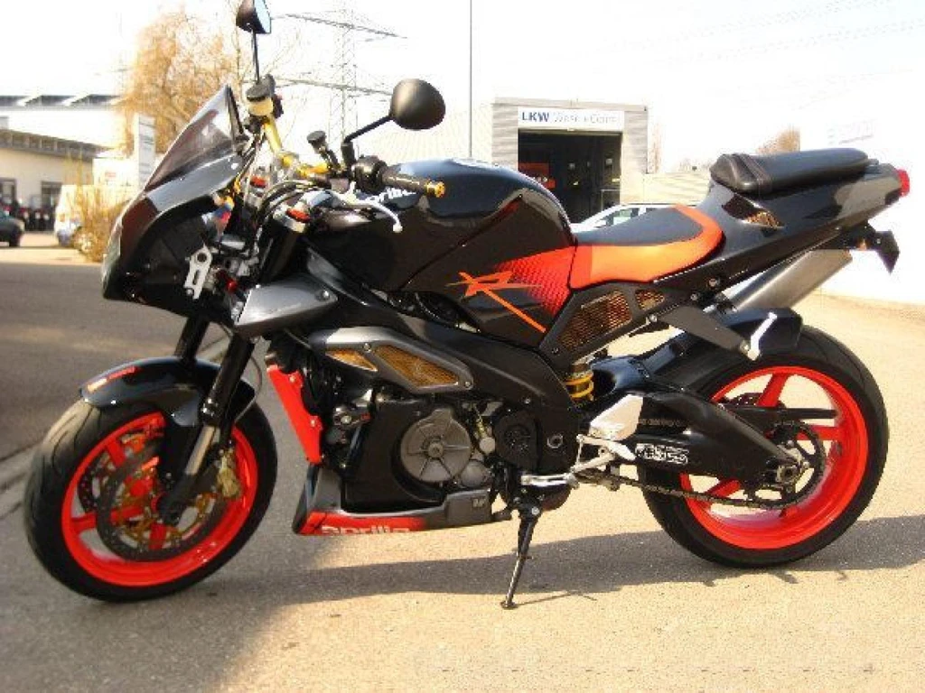 Aprilia Tuono 1000 (2004)