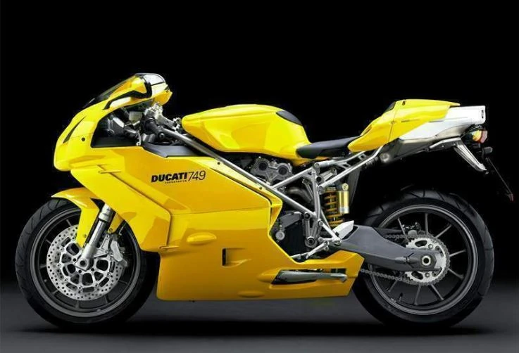 Ducati 749 (2004)
