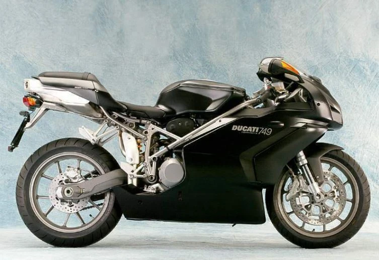 Ducati 749 Dark (2004)