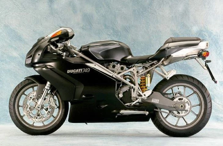 Ducati 749 Dark (2004)