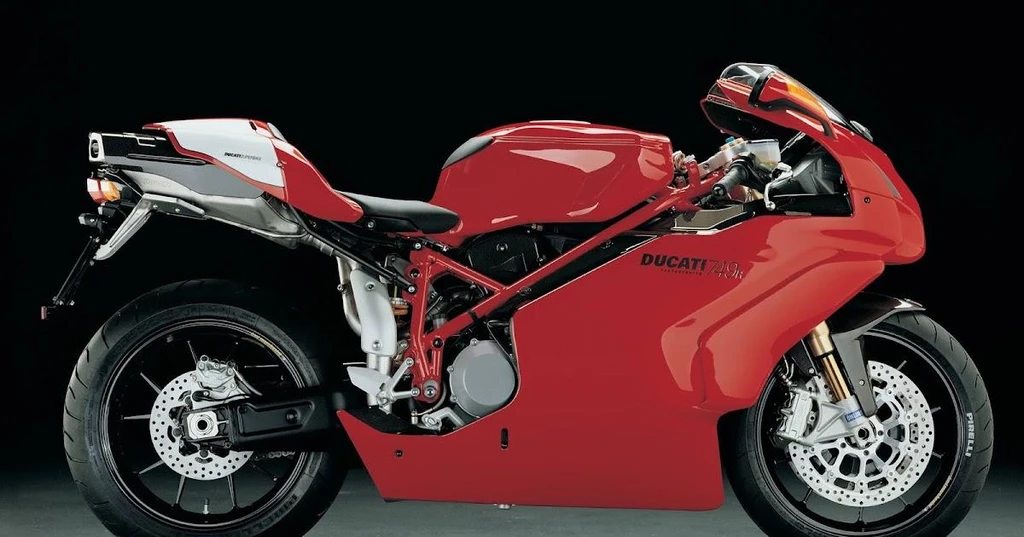 Ducati 749R (2004)