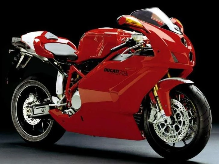Ducati 749R (2004)