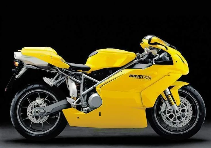 Ducati 749S (2004)
