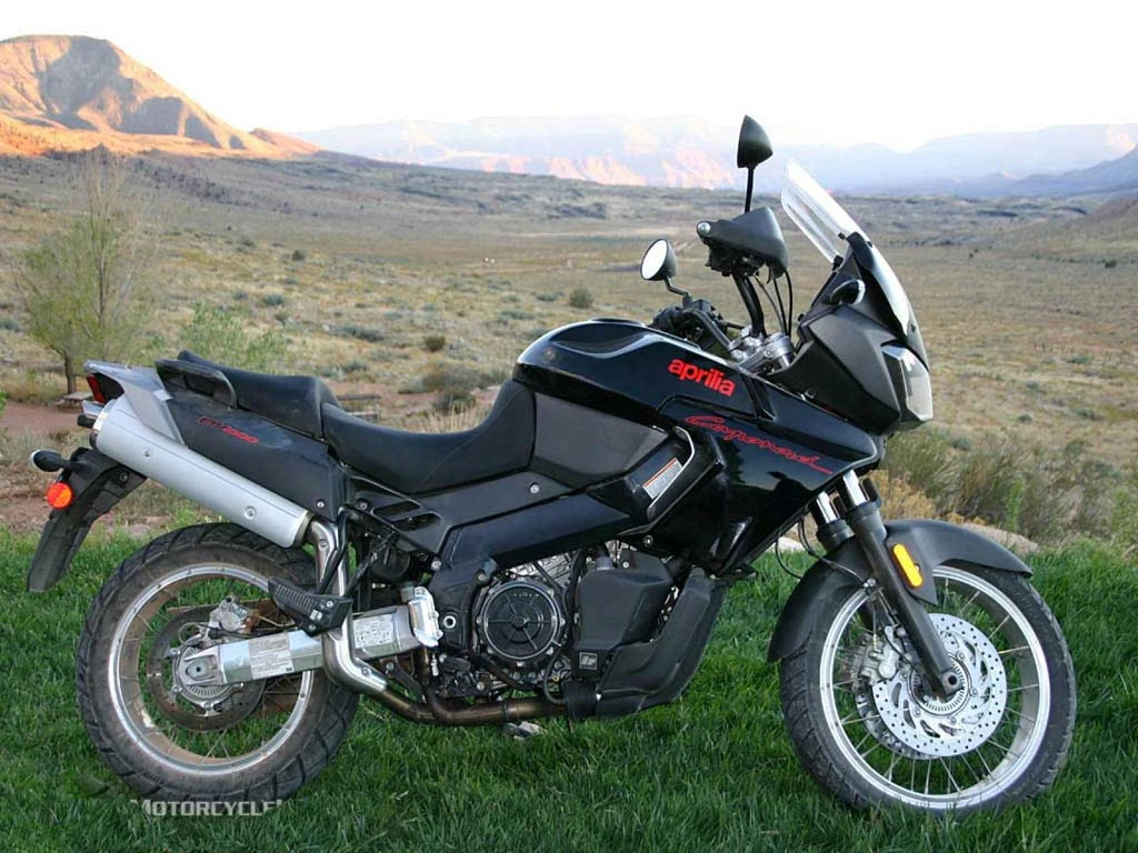 Aprilia ETV 1000 Caponord (2005)