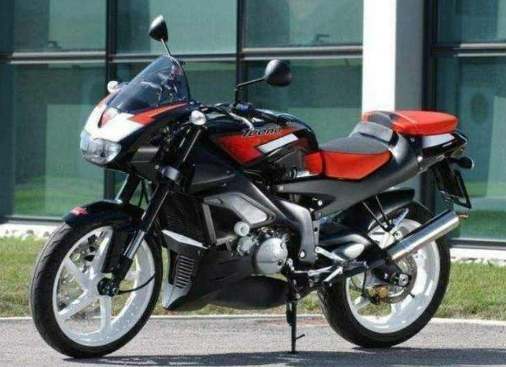 Aprilia Tuono 125 (2005 -)