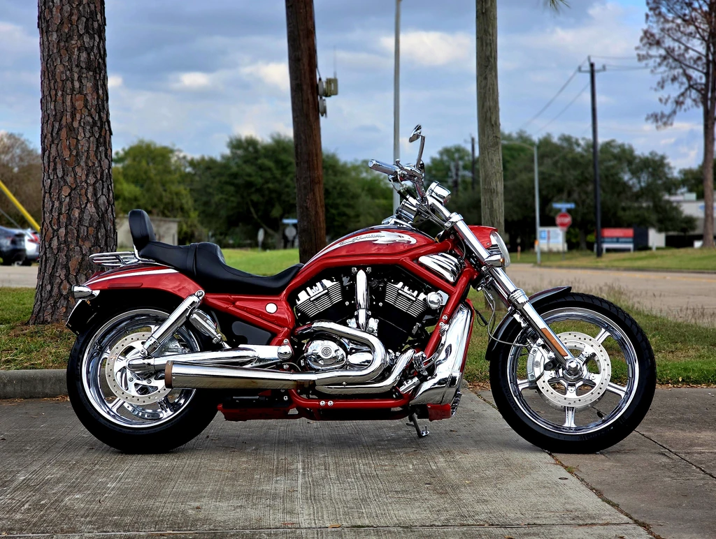 Harley Davidson VRSCSE2 Screamin Eagle V-Rod (2006)