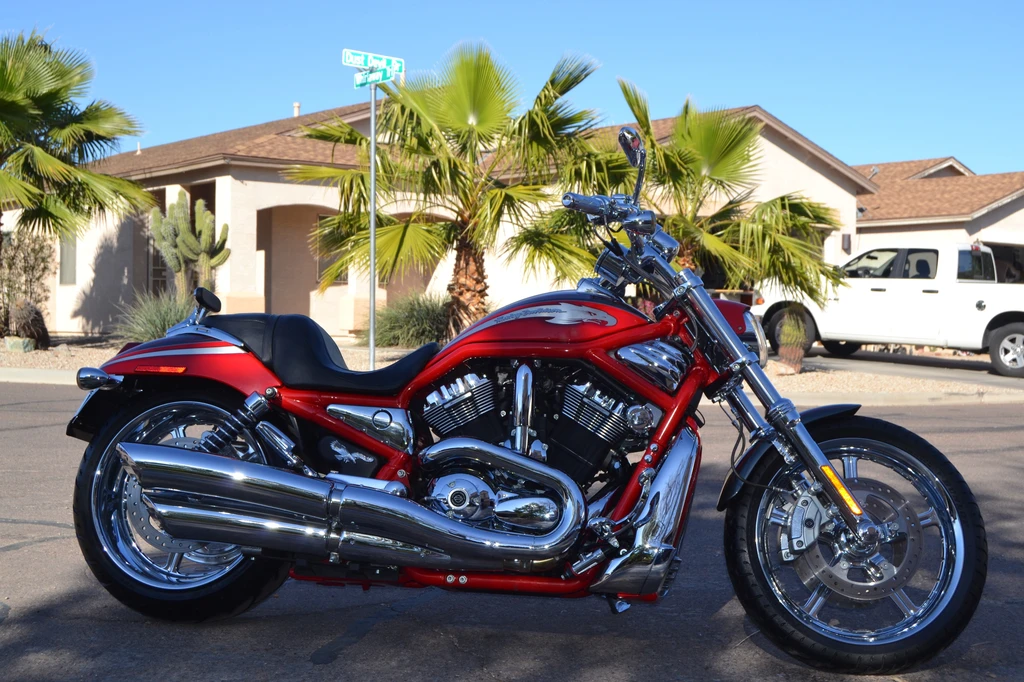 Harley Davidson VRSCSE2 Screamin Eagle V-Rod (2006)