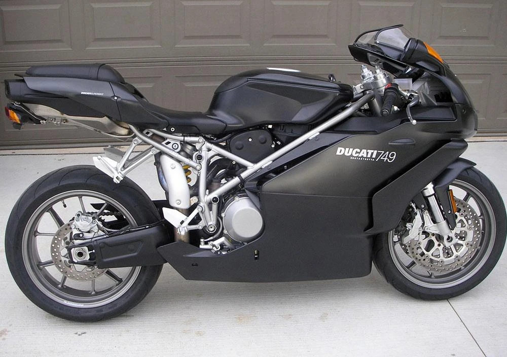 Ducati 749 (2006)