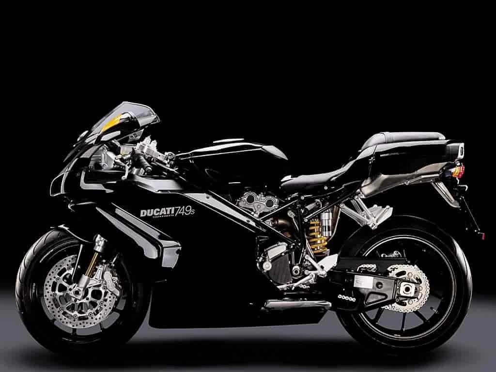 Ducati 749S (2006)