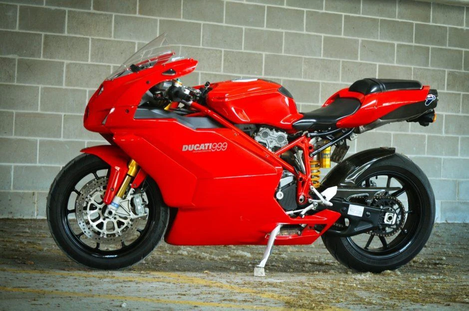 Ducati 999 (2006)