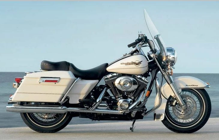 Harley Davidson FLHR/I Road King (2005 - 2006)