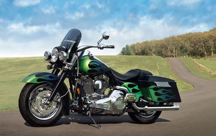 Harley Davidson FLHR/I Road King (2005 - 2006)