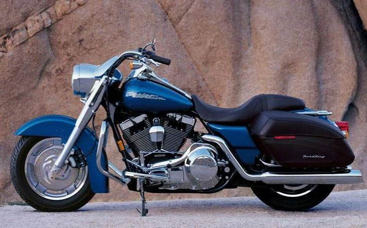 Harley Davidson FLHRS/I Road King Custom (2006)