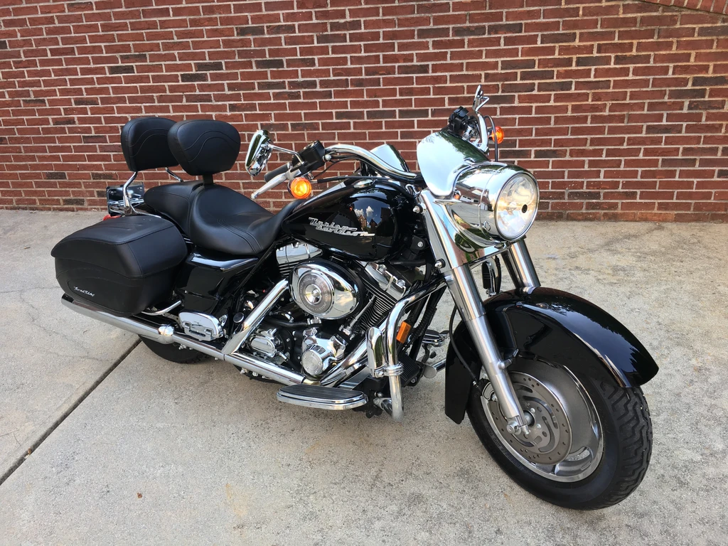 Harley Davidson FLHRS/I Road King Custom (2006)