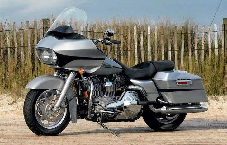 Harley Davidson FLTR/I Road Glide (2005 - 2006)