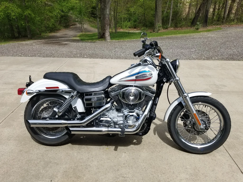 Harley Davidson FXD/I Dyna Super Glide 35th Anniversary Edition (2006)