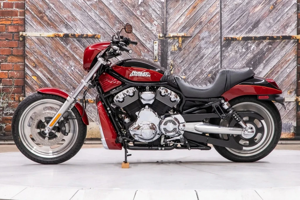 Harley Davidson VRSCD Night Rod (2006)