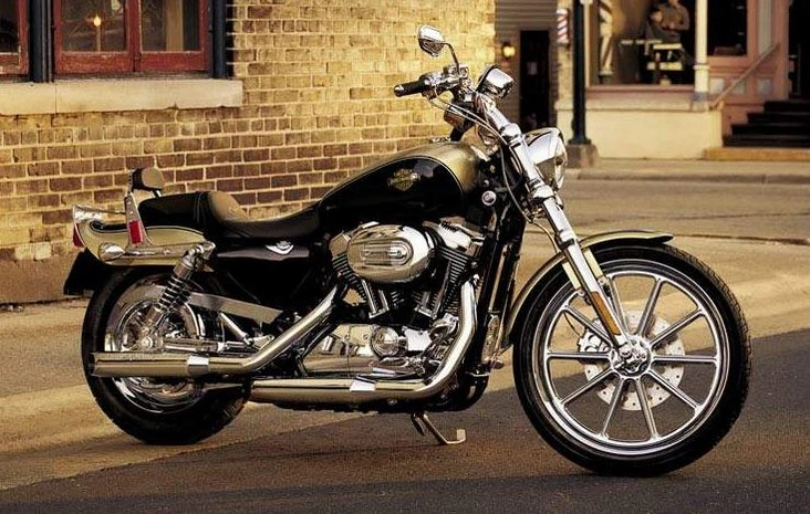 Harley Davidson XL 1200C Sportster Custom (2006)