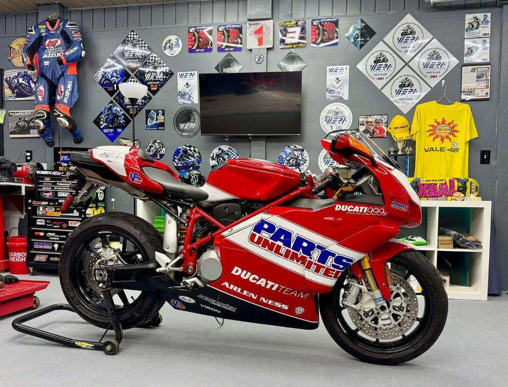 Ducati 999 S Team USA Limited Edition (2007)