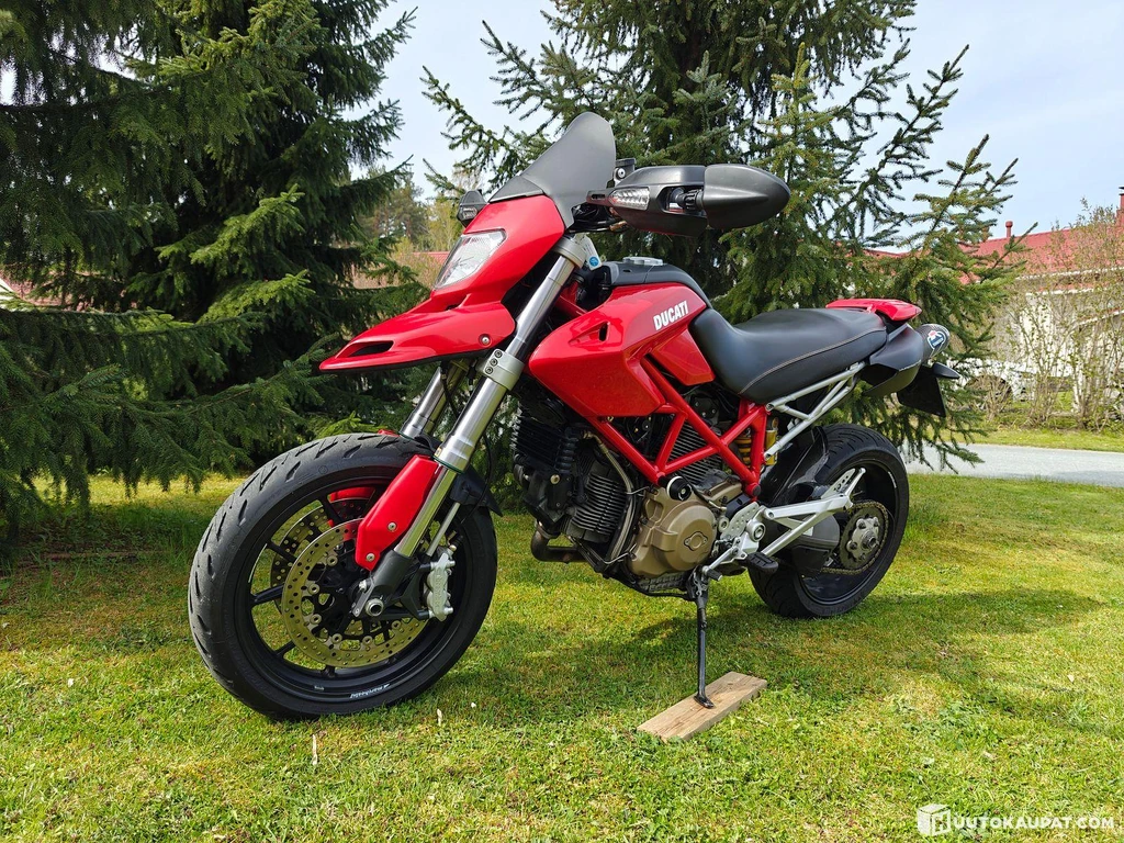 Ducati Hypermotard 1100 (2007)
