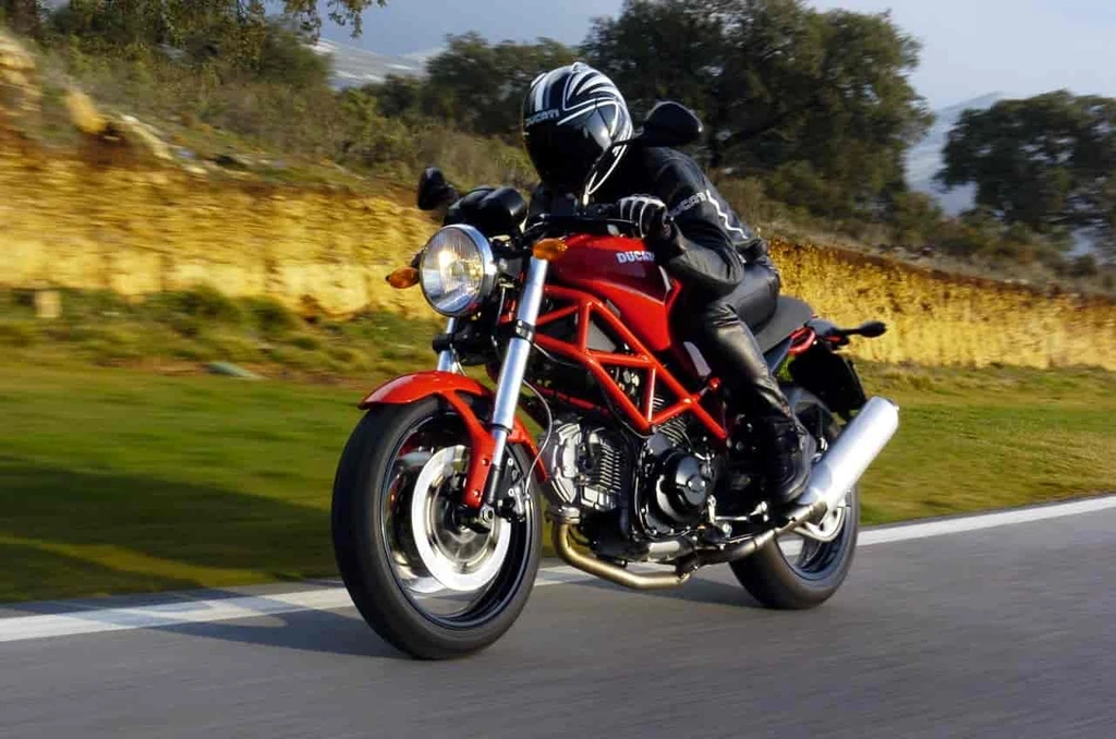 Ducati Monster 695 (2007)
