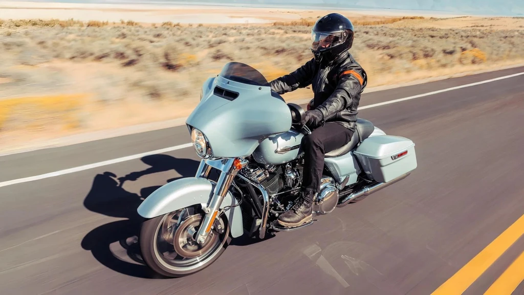 Harley Davidson FLHX Street Glide (2007)
