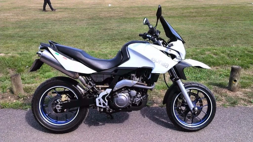 Aprilia Pegaso 650 Strada (2008 - 2009)