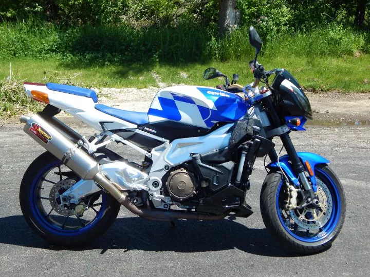 Aprilia Tuono 1000 R Factory (2008)
