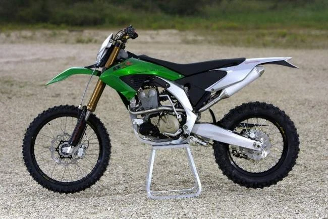 Benelli BX 449 Cross (2008)
