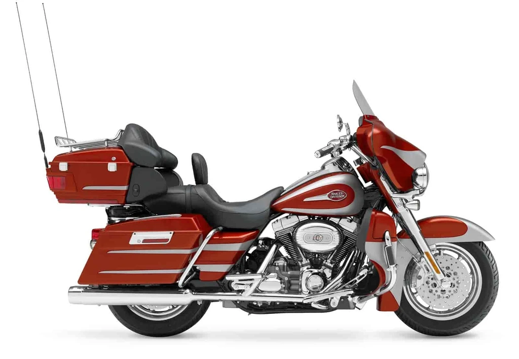 Harley Davidson FLHTCU-SE3 Electric Glide Ultra Classic CVO (2008)